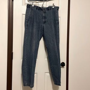 Haggar Pants Premium Stretch Classic Fit Denim Size36x32 “Medium Wash Denim”